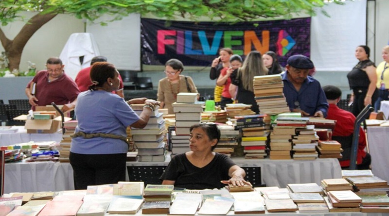 Más de 30 expositores participan en la 21.ª edición de la Filven en Zulia   